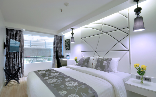 Sukhumvit Suites Hotel