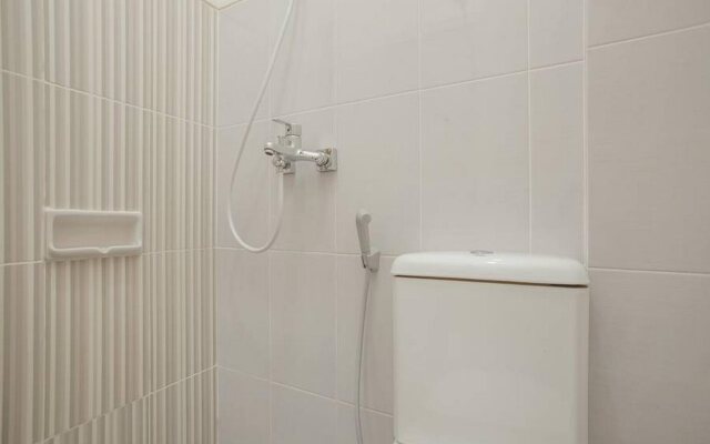 RedDoorz Near Ciputra Golf Surabaya