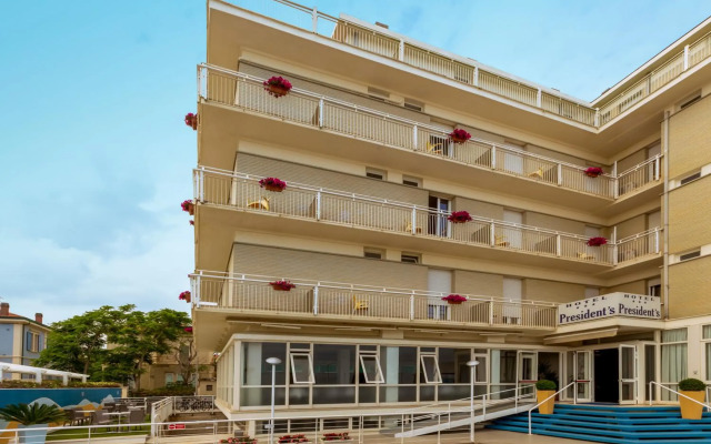 Hotel President's