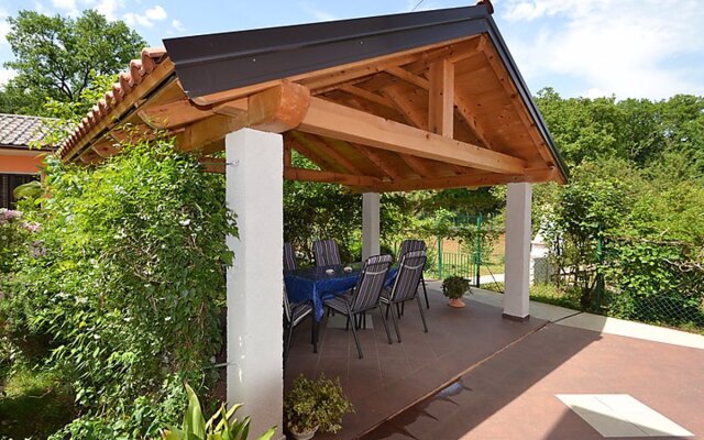 Apartment Franjo Montmorillon
