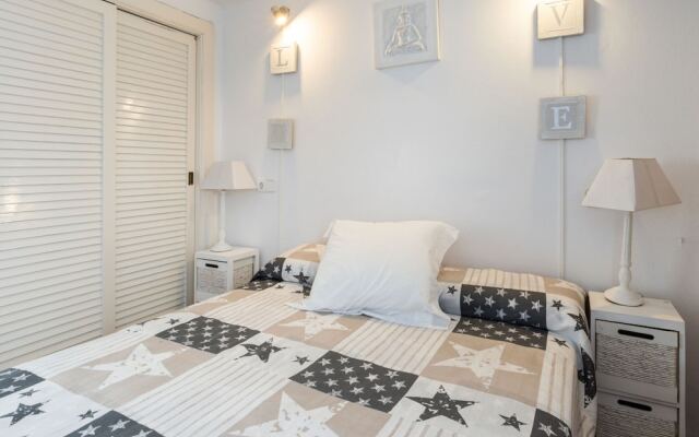 Waterfront Apartment in Playa de Aro With Patio