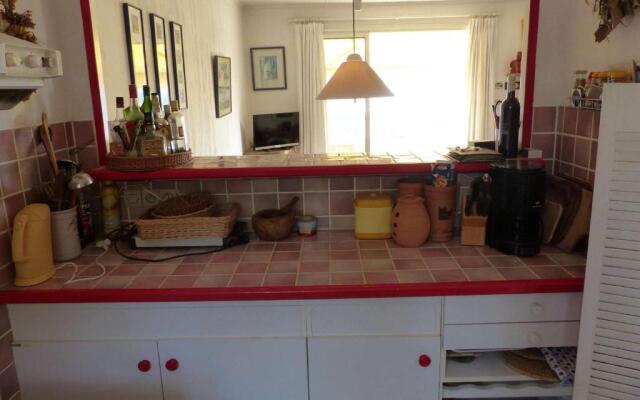 Appartement Le Lavandou, 2 pièces, 2 personnes - FR-1-308-35