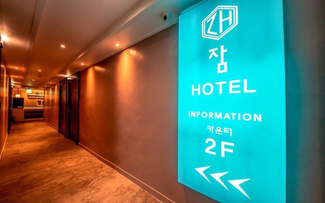 Cheonan Zam Hotel