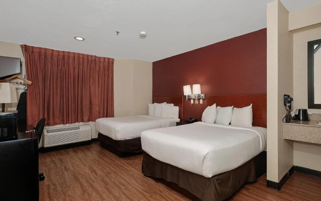 GreenTree Inn Houston IAH Airport