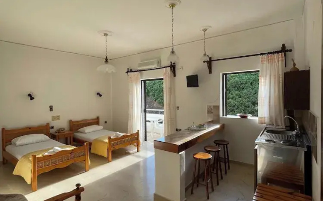 Aeolos Apartments