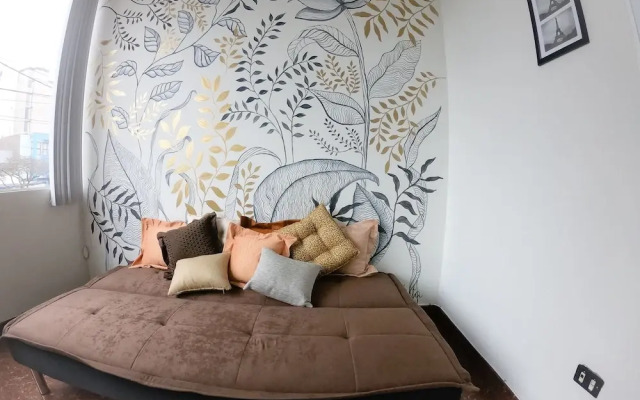 Large Apartment in Miraflores - Up to 12