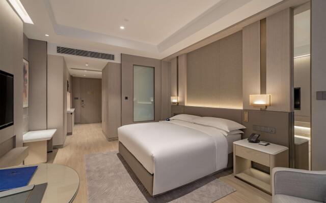 DoubleTree by Hilton Shenzhen Nanshan Hotel & Residences
