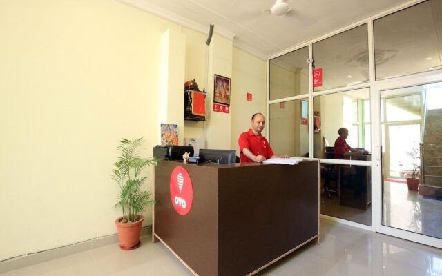 OYO 9038 Hotel Comfort