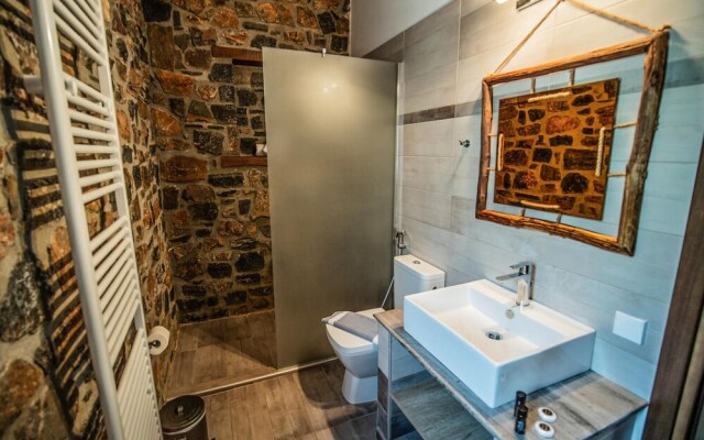Amazing Home in Milatos with Hot Tub, Sauna & WiFi