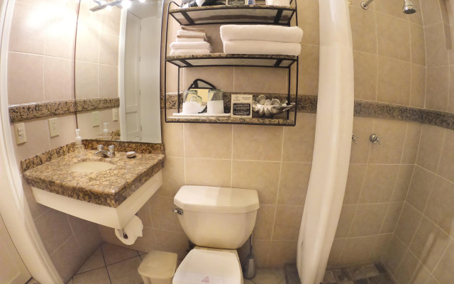 La Perla Hotel Boutique B&B