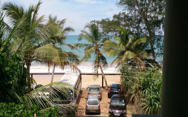 Gayana Hotel