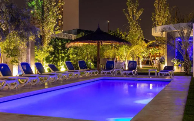 Hotel Los Alpes Cipreses
