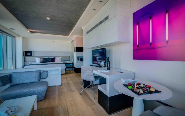 Royal Beach Tel Aviv Hotel