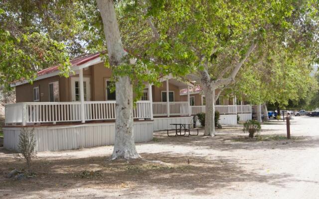 Soledad Canyon Studio Cabin 19