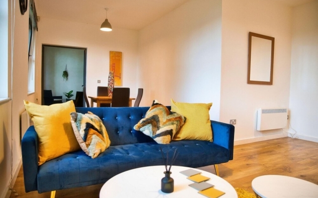 Stunning Modern Coventry City Apartment Free Wifi
