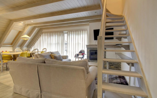 Varrados by Totiaran