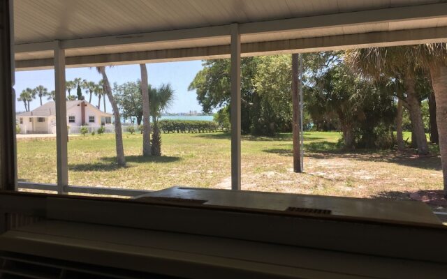 Englewood Lighthouse Resort