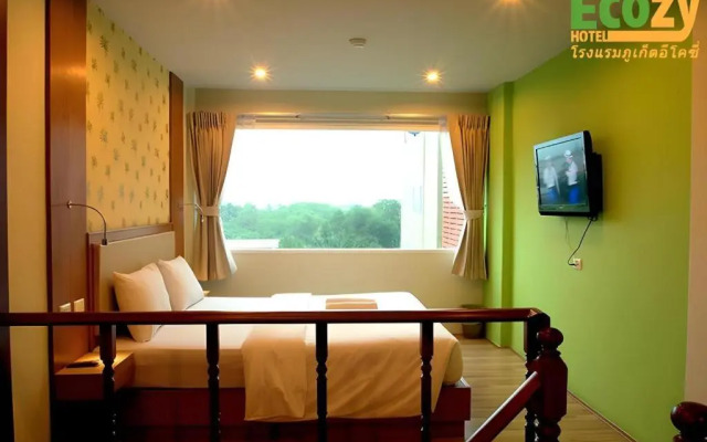 Phuket Ecozy Hotel