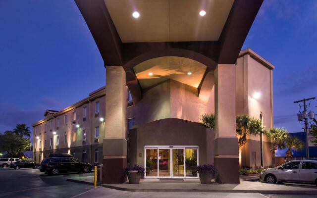 Best Western Tampa