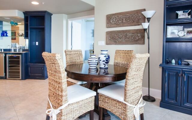 Crb0301 2 Bedroom Condo