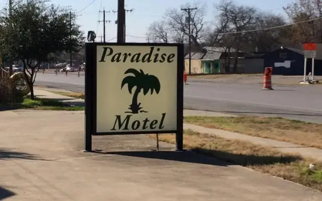 Paradise Motel