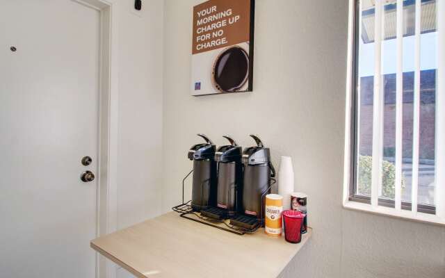 Motel 6 Owensboro, KY