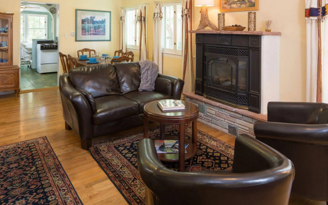 Casa Blanca Inn