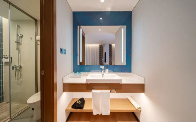 Holiday Inn Express Shanghai Pujiang Lianhang Rd M