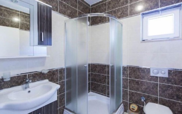Mutlu Yasam Villalari 6 Bedrooms