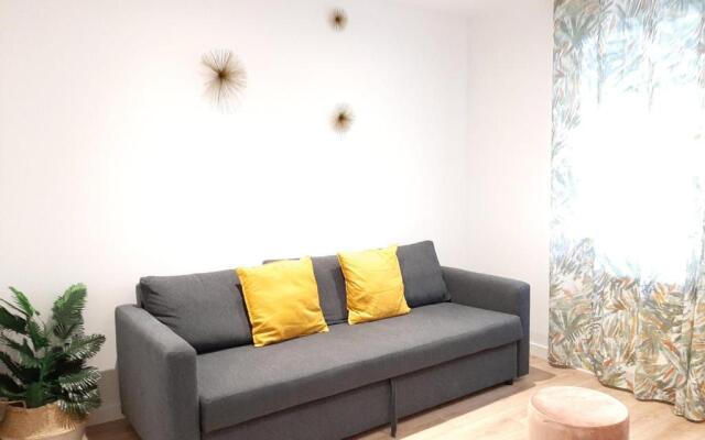 Apartamentos Celestina by gaiarooms