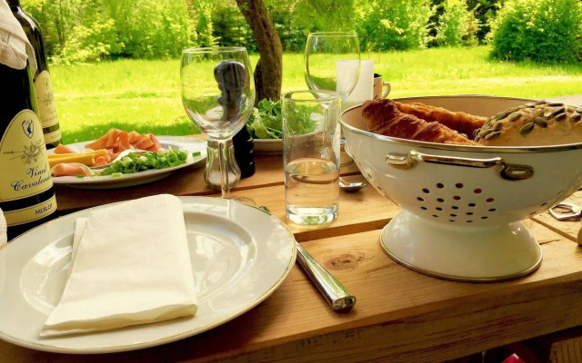 Dobrica Hunting Lodge