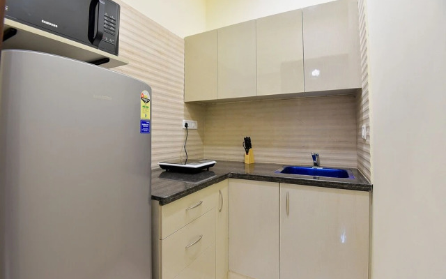 Olive Service Apartment-Golf Course Road