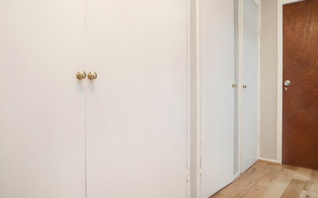 Saltwell Street - Deluxe Double Room