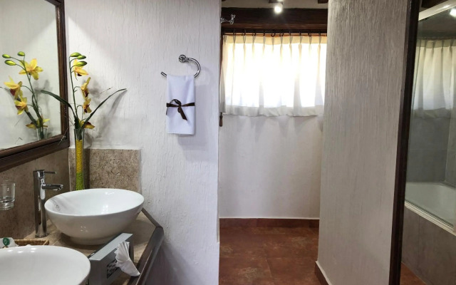 Villa San Jose Hotel and Suites