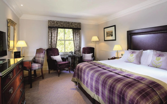 Macdonald Leeming House