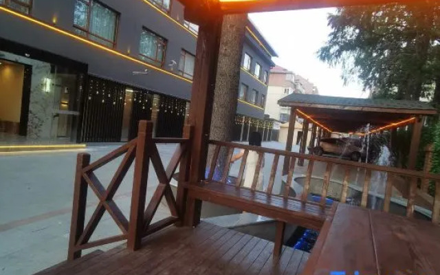 Shanghai Songjiang Yunjian Grain Store Guyan Hotel