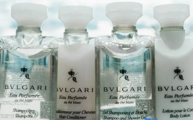 Dali First Glimpse Cloud Top Cliff Beauty Hostel