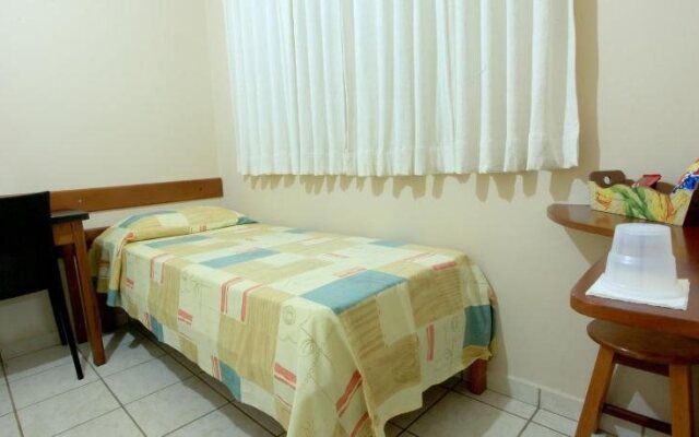 Candeias Hotel