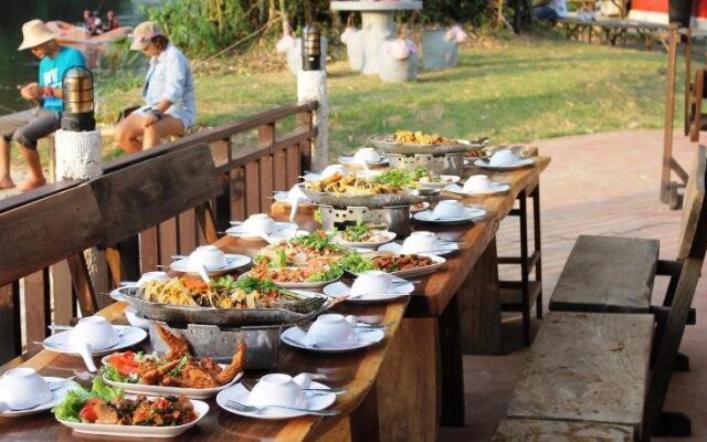 River & Mountain resort