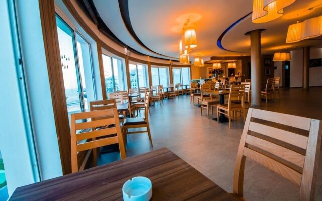 Casa Mia Family Suites