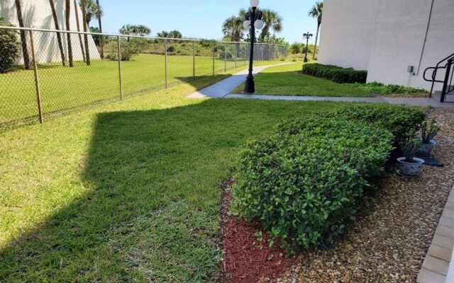 Anastasia 112 2 Bedroom Condo by RedAwning