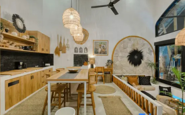 Villa Bergaya 2BR Brand New Oasis in Berawa  -- A Luxury Private Villa By Balinest Villas – Restaurant – Tibubeneng