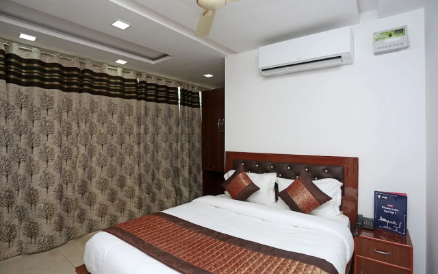 OYO 14384 Luxury residency