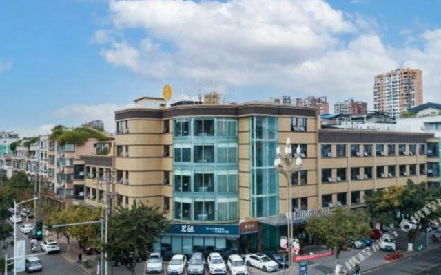 Lijing Hotel (Deyang Chengnan Branch)
