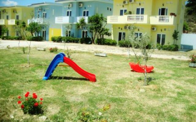 Meraki Apartments & Studios