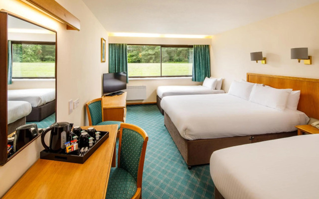 Mercure Livingston Hotel