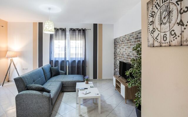 Urban Apartment in Alexandroupoli near Beach