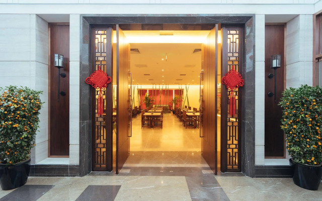 Redwall Hotel
