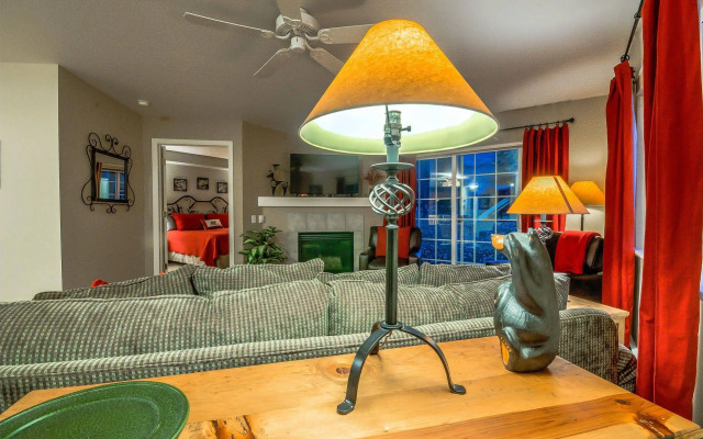 The Villas At Walton Creek by Retreatia