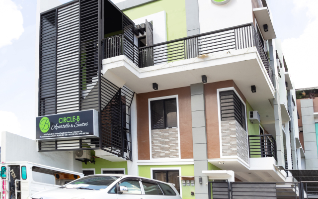 OYO 165 Circle-B Apartelle & Suites